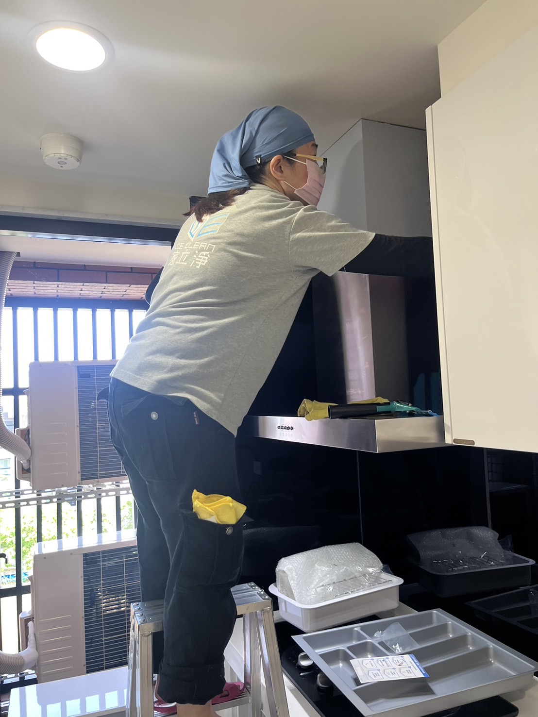 桃園裝潢清潔 廚房櫃體清潔細節